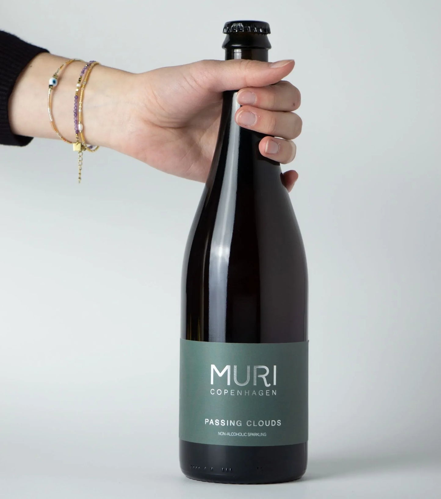 Muri Drinks: Passing Clouds